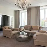Hotel Opera *