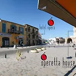 Hotel Opera *
