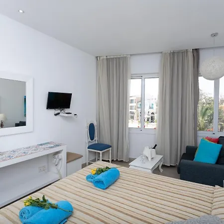 Opera Hotel Larnaca