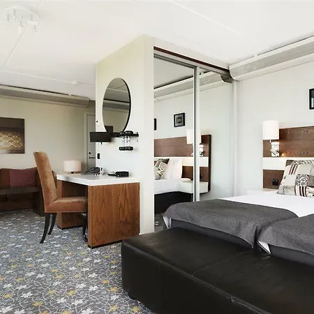Opera Hotel