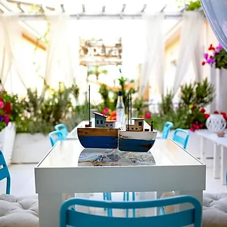 Hotel Opera