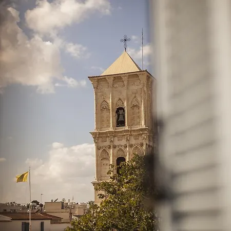 όπερα Ξενοδοχείο Λάρνακα