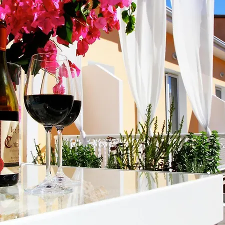 Opera Hotell Larnaca