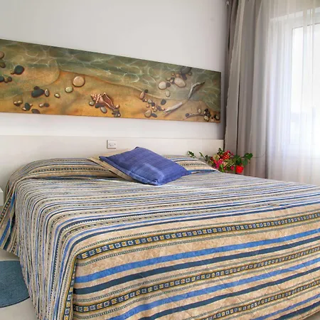 Hotel Opera Larnaka